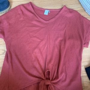 Burnt orange knot short sleeve top